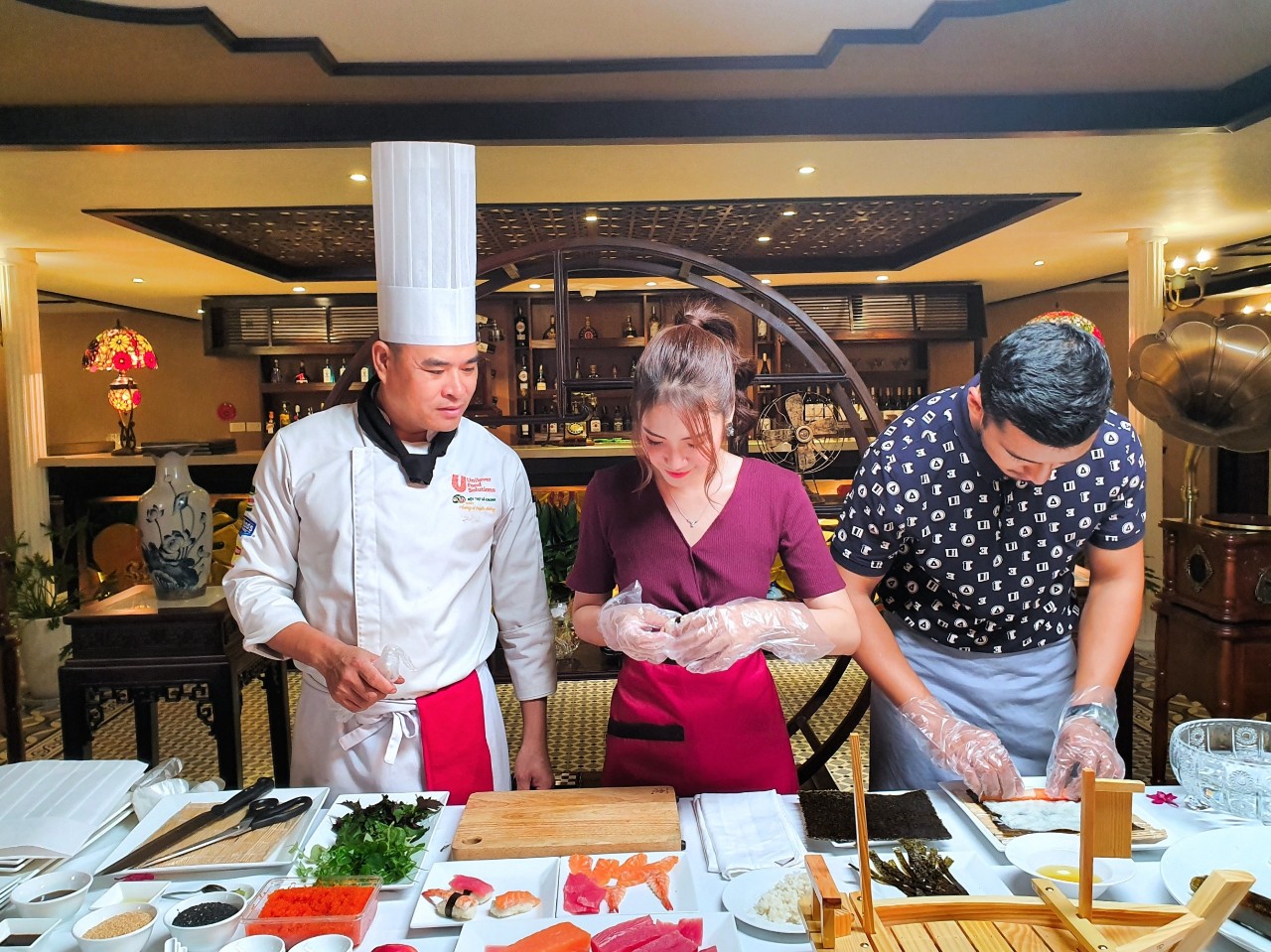 Lớp học nấu ăn