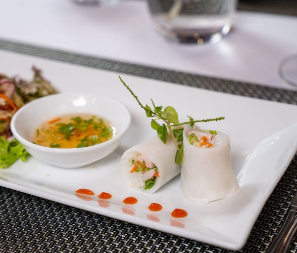 Nghệ Thuật Nem Cuốn: Nơi Hội Tụ Giữa Truyền Thống và Đẳng Cấp