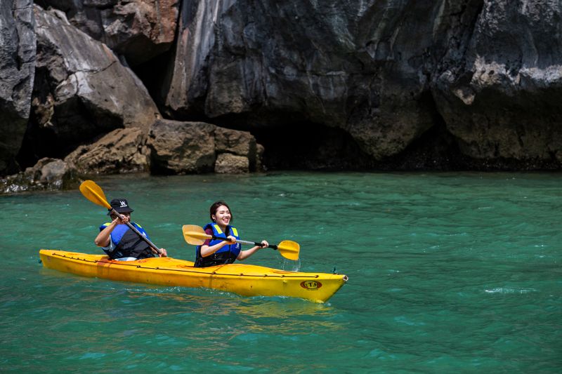 Chèo thuyền Kayak