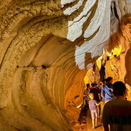 Kiến Tạo Thiên Nhiên Kỳ Vĩ