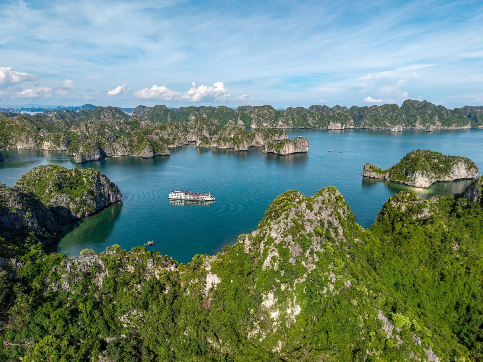Du thuyền Indochine