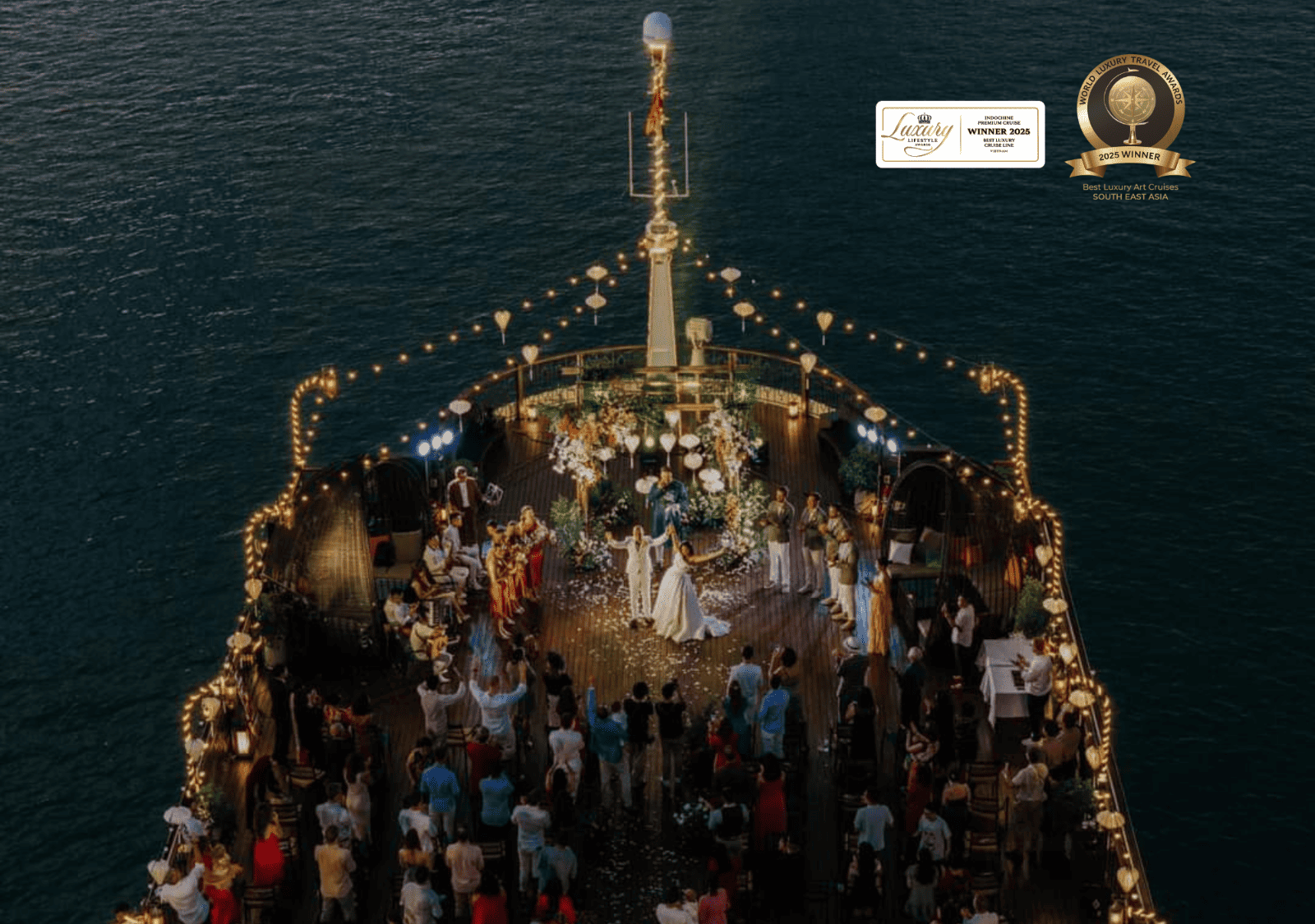 Lễ cưới trên du thuyền
