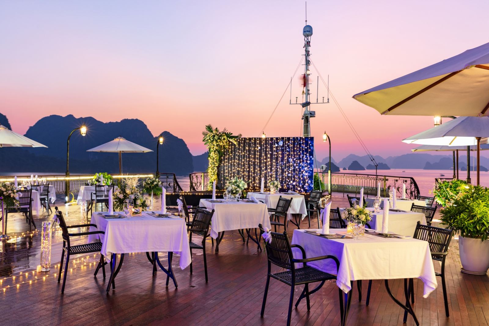 Lễ cưới hoàng gia